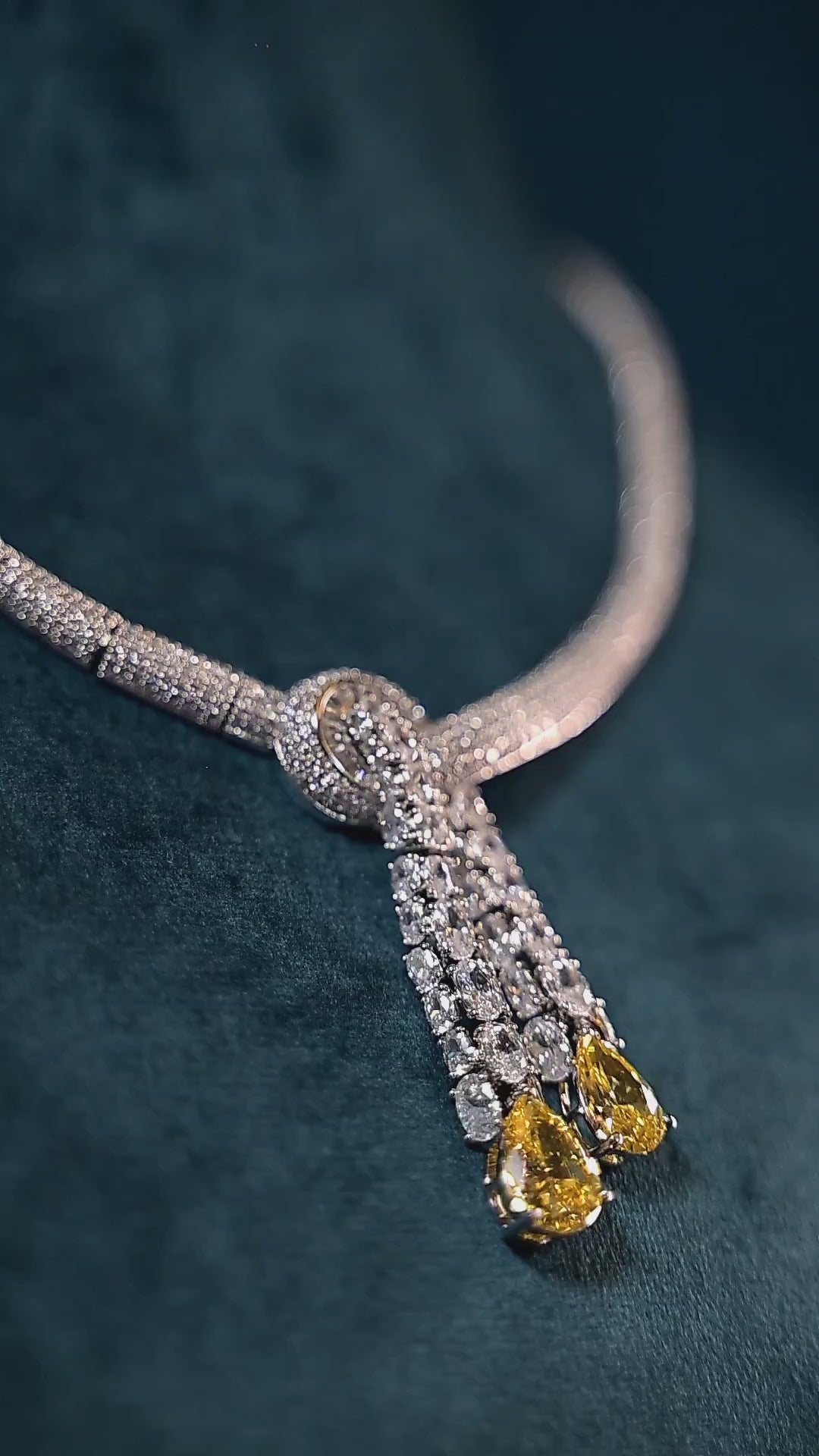 Elegant Knot Citrine Necklace Set