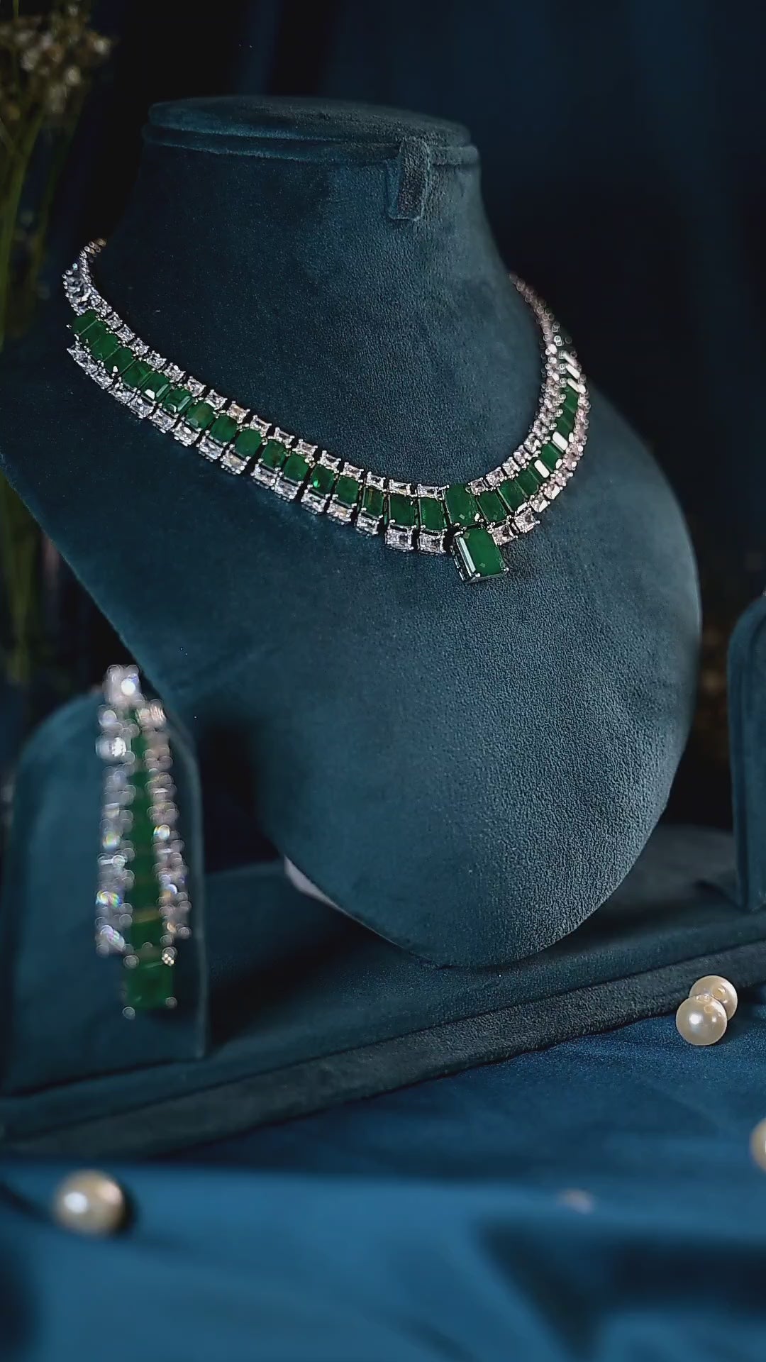 Étoile Tennis  Layer Emerald Necklace Set