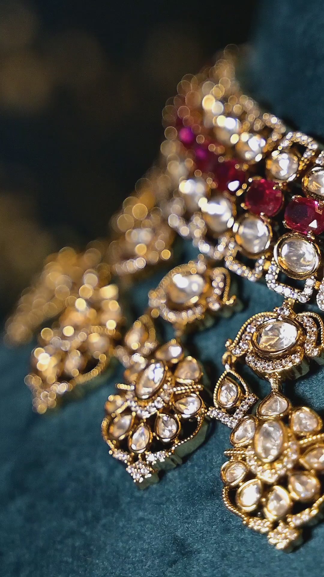 Meher Noor Moorland Choker Set