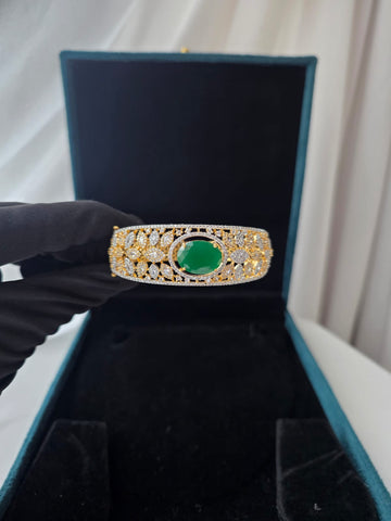 Emerald Regal Oval Statement Bracelet