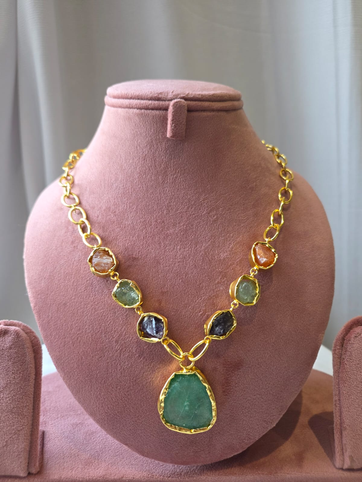 Core Statement Necklace Set green