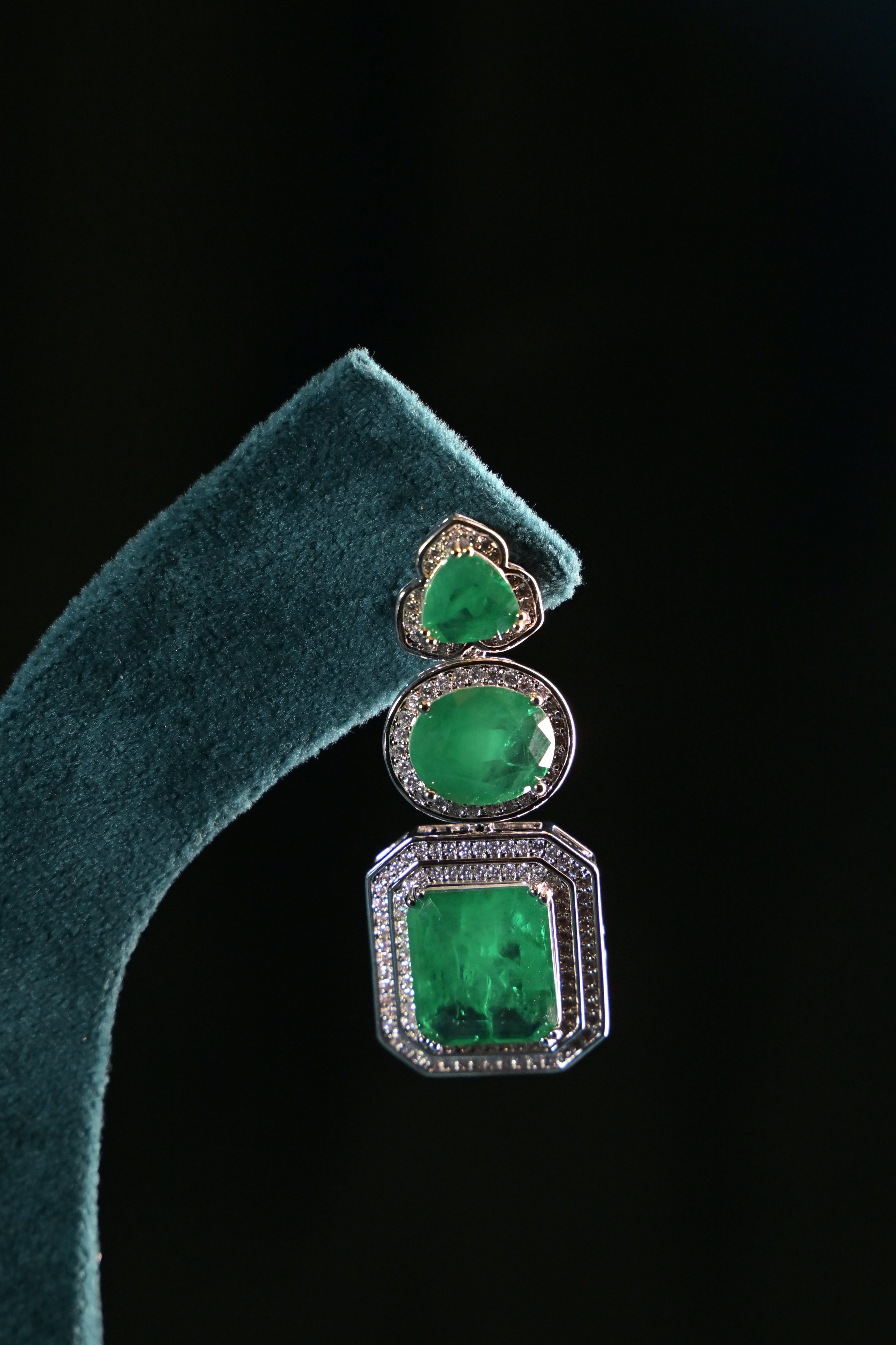 Aurora Prism Emerald Set