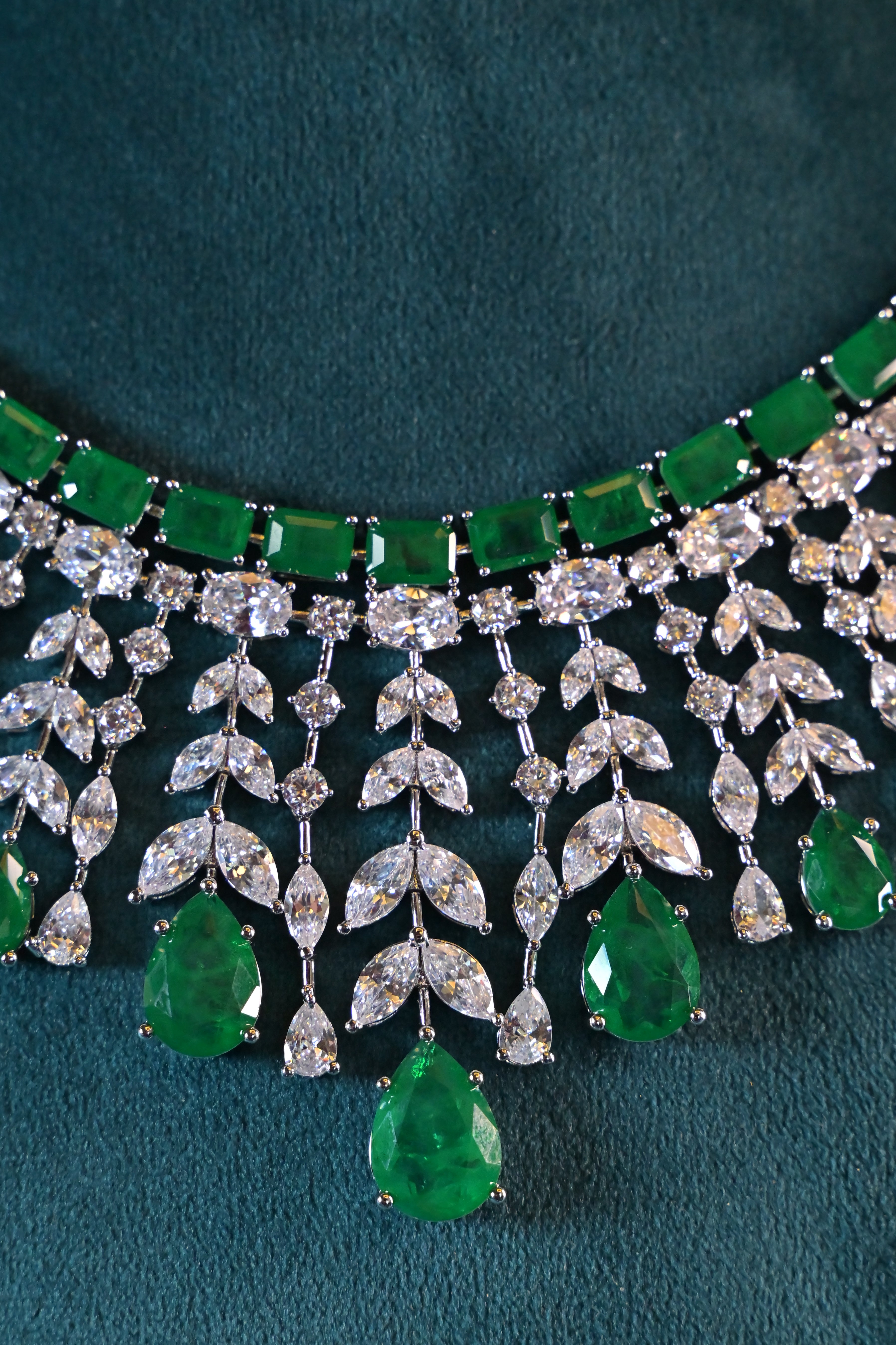 Cascade Emerald Row Necklace Set