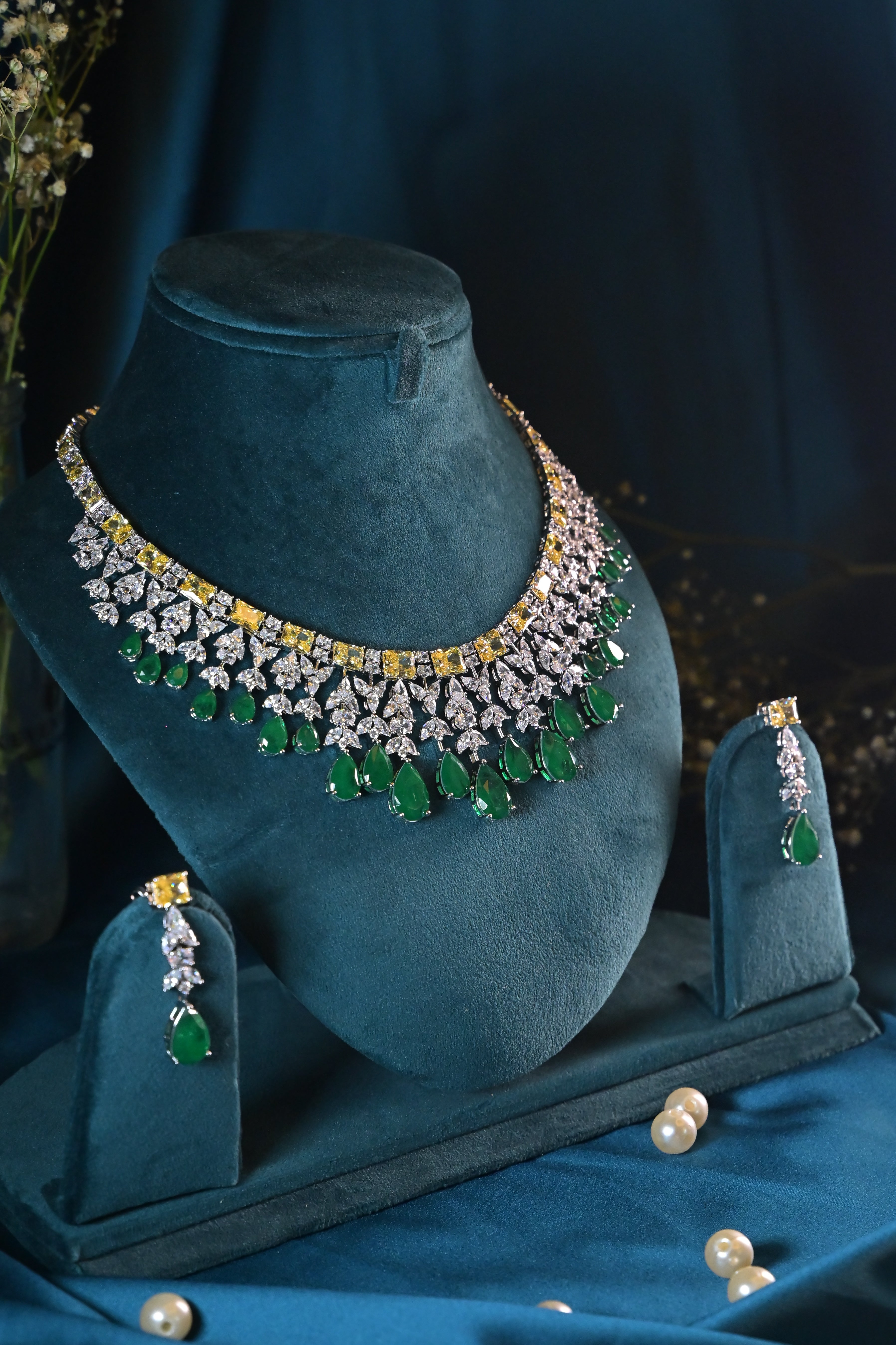 Cascade Emerald Row Necklace Set