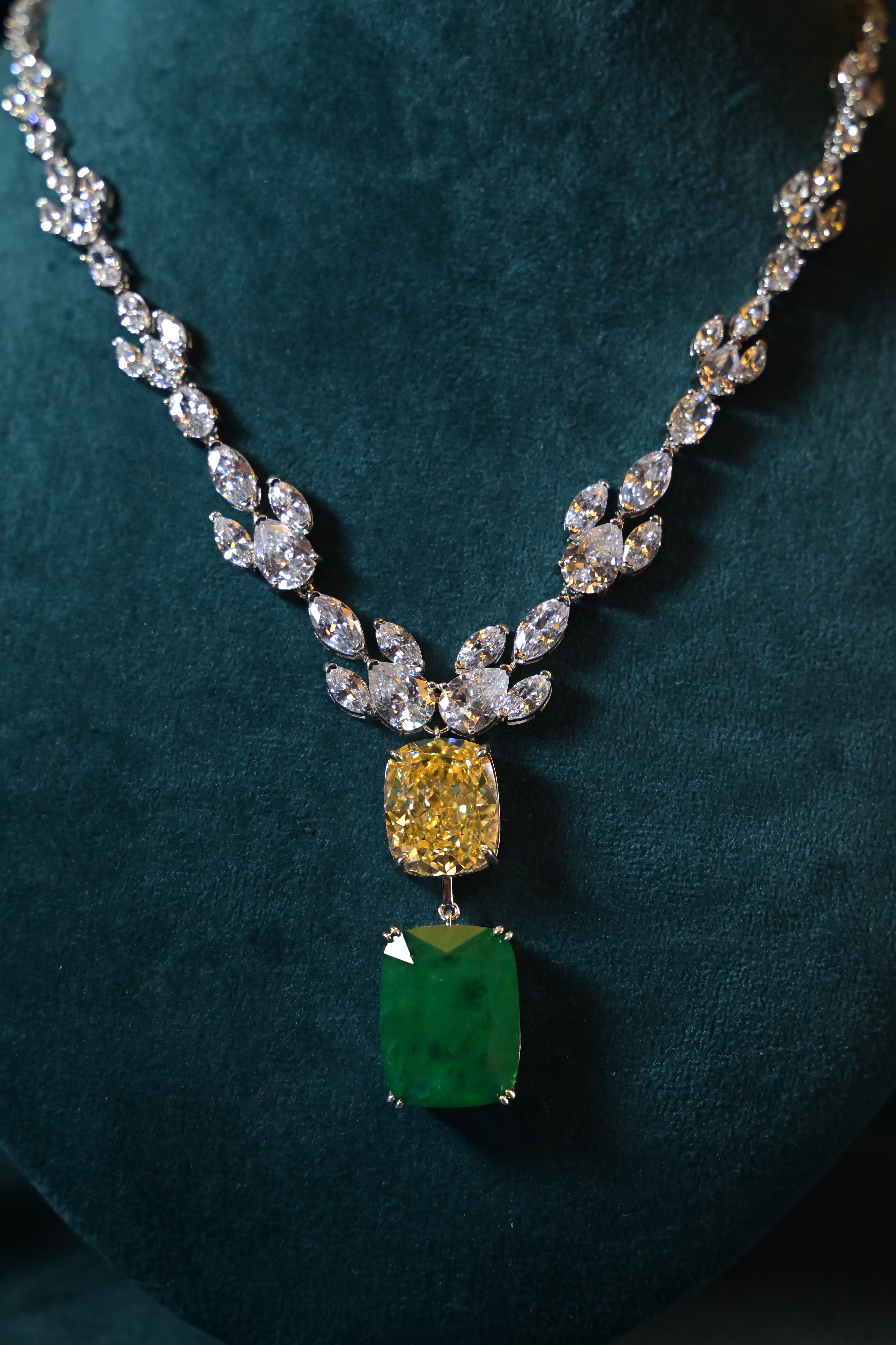 Emerald Citrine Doublet Lumière Necklace Set