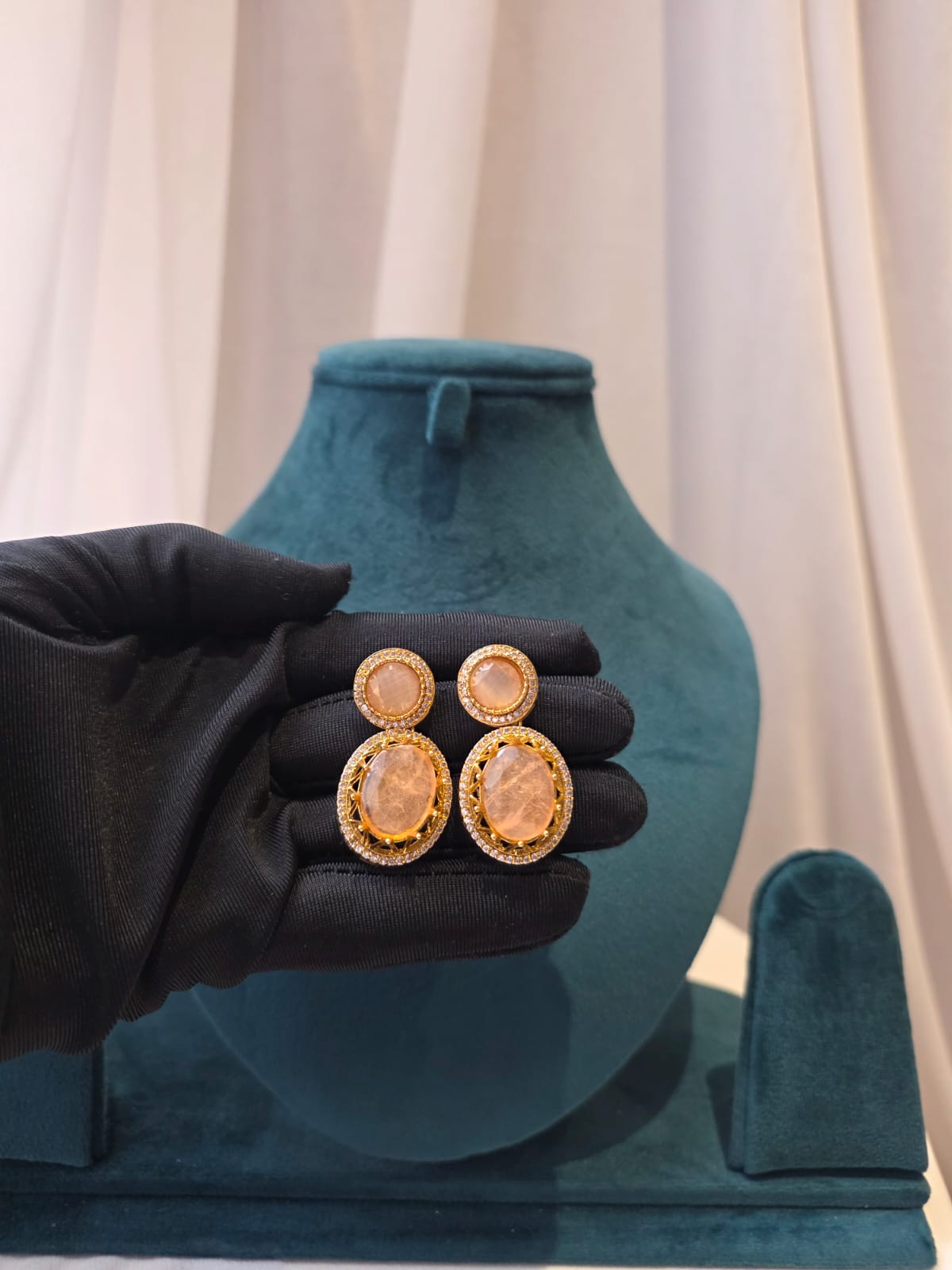 Peach Oval Statement Necklace Set
