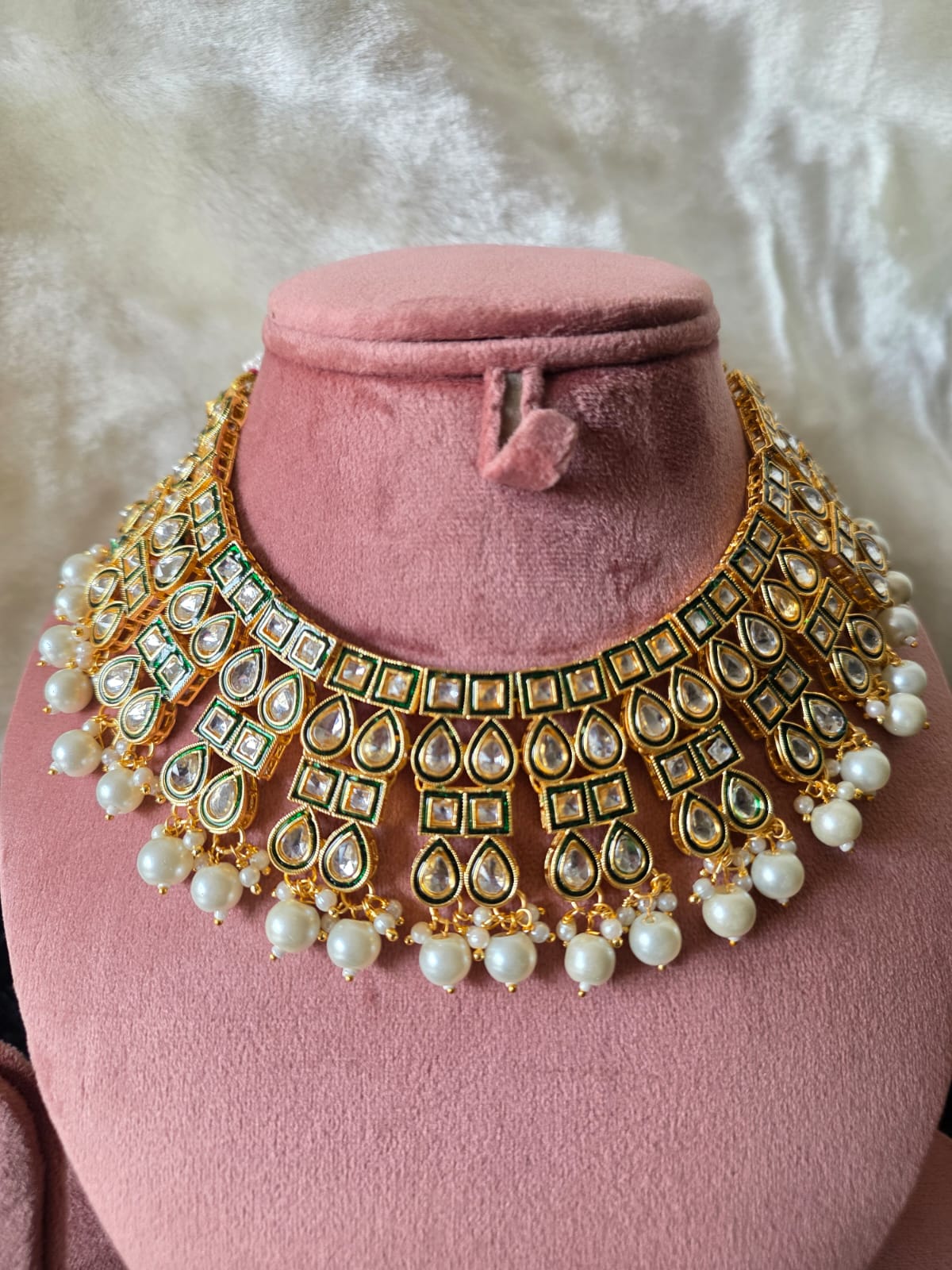 Gulnaar white Kundan Necklace Set
