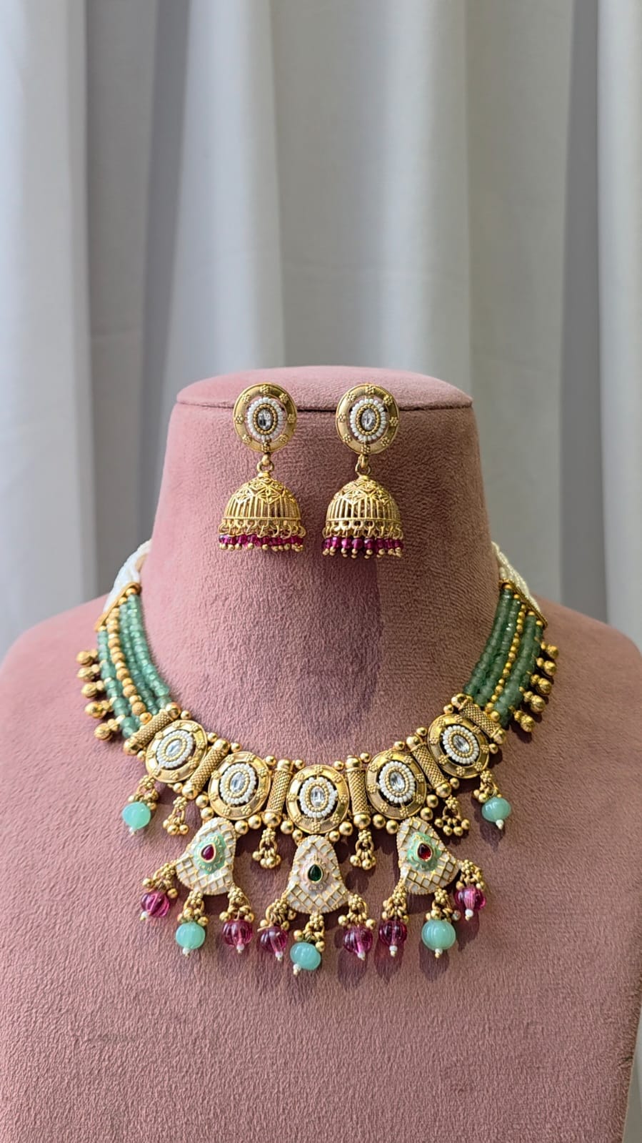 Antique Bead  pop Necklace Set