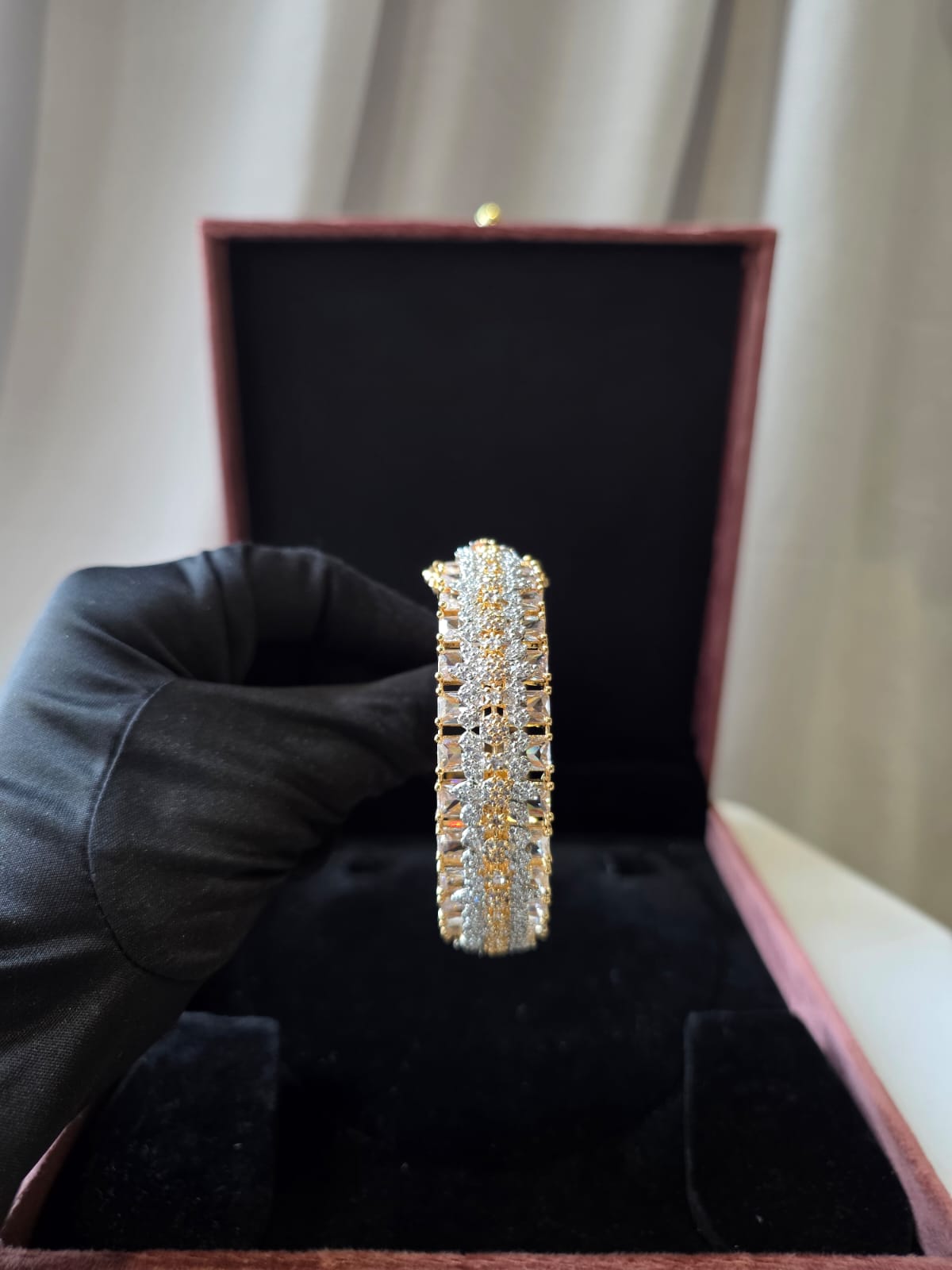 Dual openable  gold Diamond Kada Set